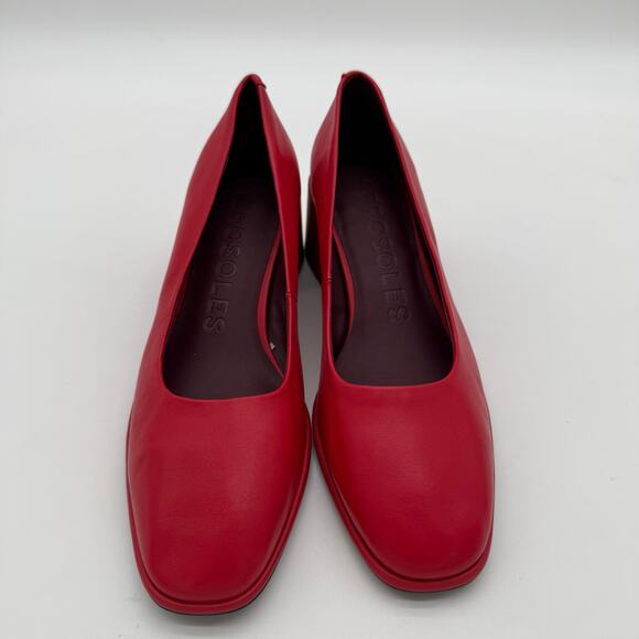 AEROSOLES Red Block Heel Pumps - Picture 2 of 8